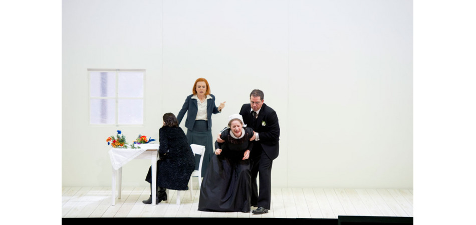 Jenufa © 2012, Monika Rittershaus