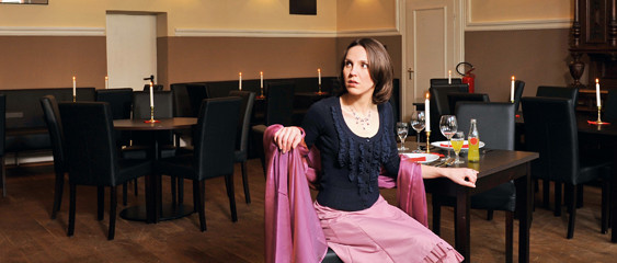 Olesya Golovneva (Luisa); Jedermann Duissern, Duisburg FOTO Hans Jörg Michel