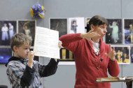 Ein Referat zur Vorstellung macht die Schüler mit Inhalt und Interpretation des Werkes vertraut