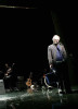Ernst Stötzner in »Der gute Mensch von Sezuan« Ernst Stötzner in »Der gute Mensch von Sezuan«