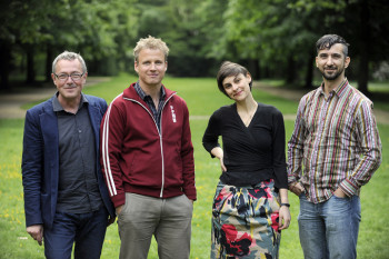 vlnr: Staffan Valdemar Holm, Falk Richter, Nora Schlocker, Nurkan Erpulat; Foto: Sebastian Hoppe vlnr: Staffan Valdemar Holm, Falk Richter, Nora Schlocker, Nurkan Erpulat; Foto: Sebastian Hoppe