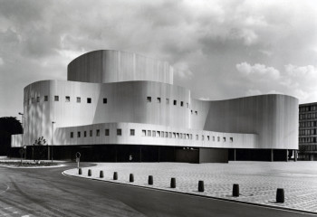 Düsseldorfer Schauspielhaus, Foto: Lore Bermbach Düsseldorfer Schauspielhaus, Foto: Lore Bermbach