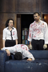 Herr Kolpert (vlnr: Stefanie Rösner, Philipp Denzel, Christoph Schechinger) | Foto: Sebastian Hoppe
