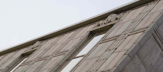 Opernhaus Düsseldorf, Detailsansicht der Fassade | (c) Hans-Jörg Michel Opernhaus Düsseldorf, Detailsansicht der Fassade | (c) Hans-Jörg Michel