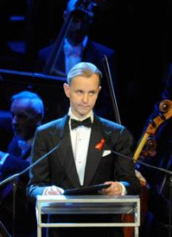 18. Festliche Operngala für die Deutsche AIDS-Stiftung | Max Raabe | The pictures are protected by copyright. Photographer: Bettina Stöß | 18. Festliche Operngala für die Deutsche AIDS-Stiftung | Max Raabe | The pictures are protected by copyright. Photographer: Bettina Stöß |
