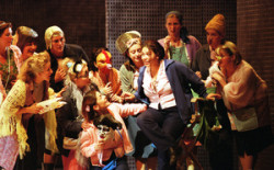 L‘elisir d‘amore | (c) Monika Rittershaus L‘elisir d‘amore | (c) Monika Rittershaus