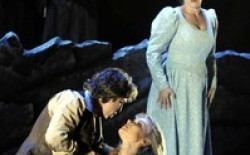 CARMEN | 2010 | Foto: Bettina Stöß CARMEN | 2010 | Foto: Bettina Stöß