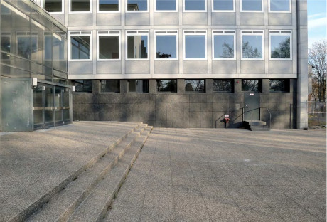 Okerhochhaus der TU Braunschweig, 1954 von Dieter Oesterlen | Benedikt Hotze