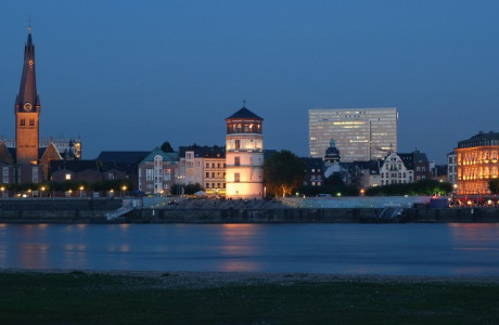 Burgplatz mit Rhein | (c) N.N. Burgplatz mit Rhein | (c) N.N.