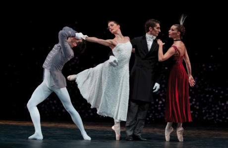Antony Tudor: Jardin aux lilas | Nicole Morel, Alexandre Simões, Andriy Boyetskyy, Julie Thirault | Foto © Gert Weigelt | (c) Gert Weigelt Antony Tudor: Jardin aux lilas | Nicole Morel, Alexandre Simões, Andriy Boyetskyy, Julie Thirault | Foto © Gert Weigelt | (c) Gert Weigelt